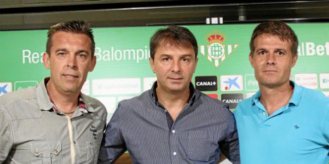 mk-温格第二？日本外教赢球后 接着给大学生对手上课