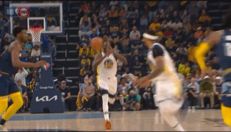 mk体育-佩顿伤停一月狄龙禁赛一场 双方阵营再掀舆论大战